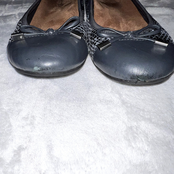 Vionic Women's Ballet Flats Minna Boa Gray Leather Slip On Round Toe Shoe - Picture 4 of 12